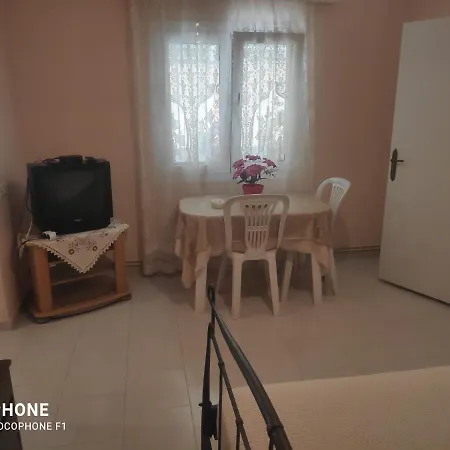 Κεντρικό, Άνετο Και Ζεστό Διαμέρισμα Kamena Vourla Exterior photo