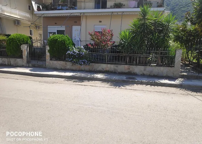 Κεντρικό, Άνετο Και Ζεστό Διαμέρισμα